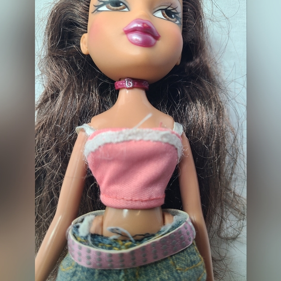 Bratz 2005 Twins Nona 2nd Edition - Picture 3 of 7